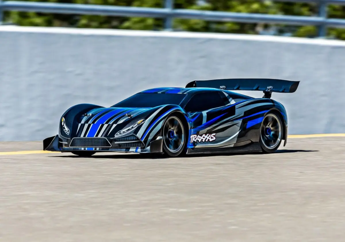 Blue Traxxas XO-1 on-road supercar